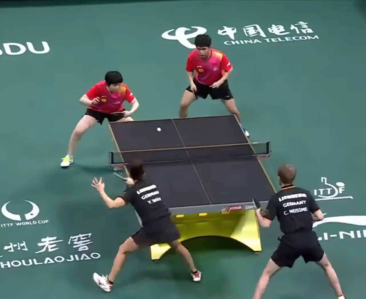 莎拉波娃在雄鹿比赛中大比分获胜，大比分获胜引发热议！爱游戏登录入口